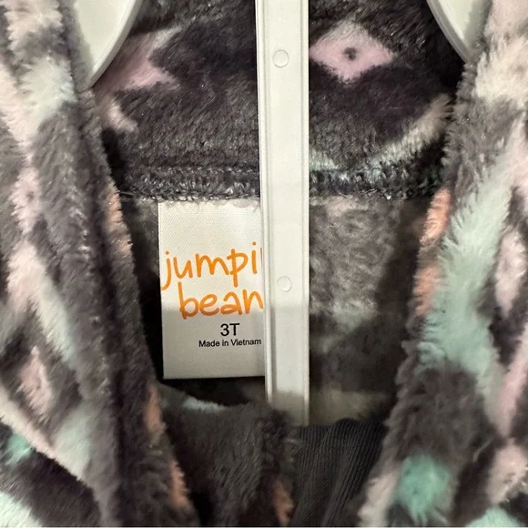 New 3T faux fur top and pant fall/winter set - Picture 9 of 11